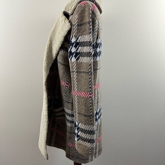 EUC Cyrus Women’s Coat - Picture 6 of 10